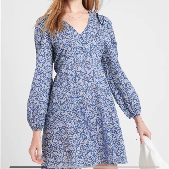 Banana Republic Swing Shift Dress Floral Print